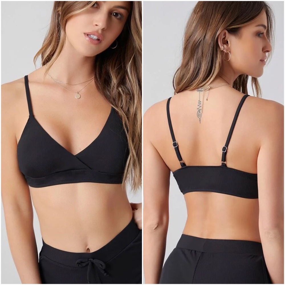 BLACK Rib V-Neck Bikini Top